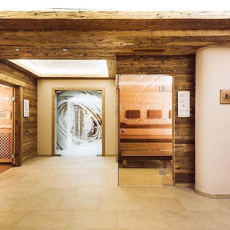 Aktiv&Vitalhotel Bergcristall Neustift im Stubaital Exteriör bild