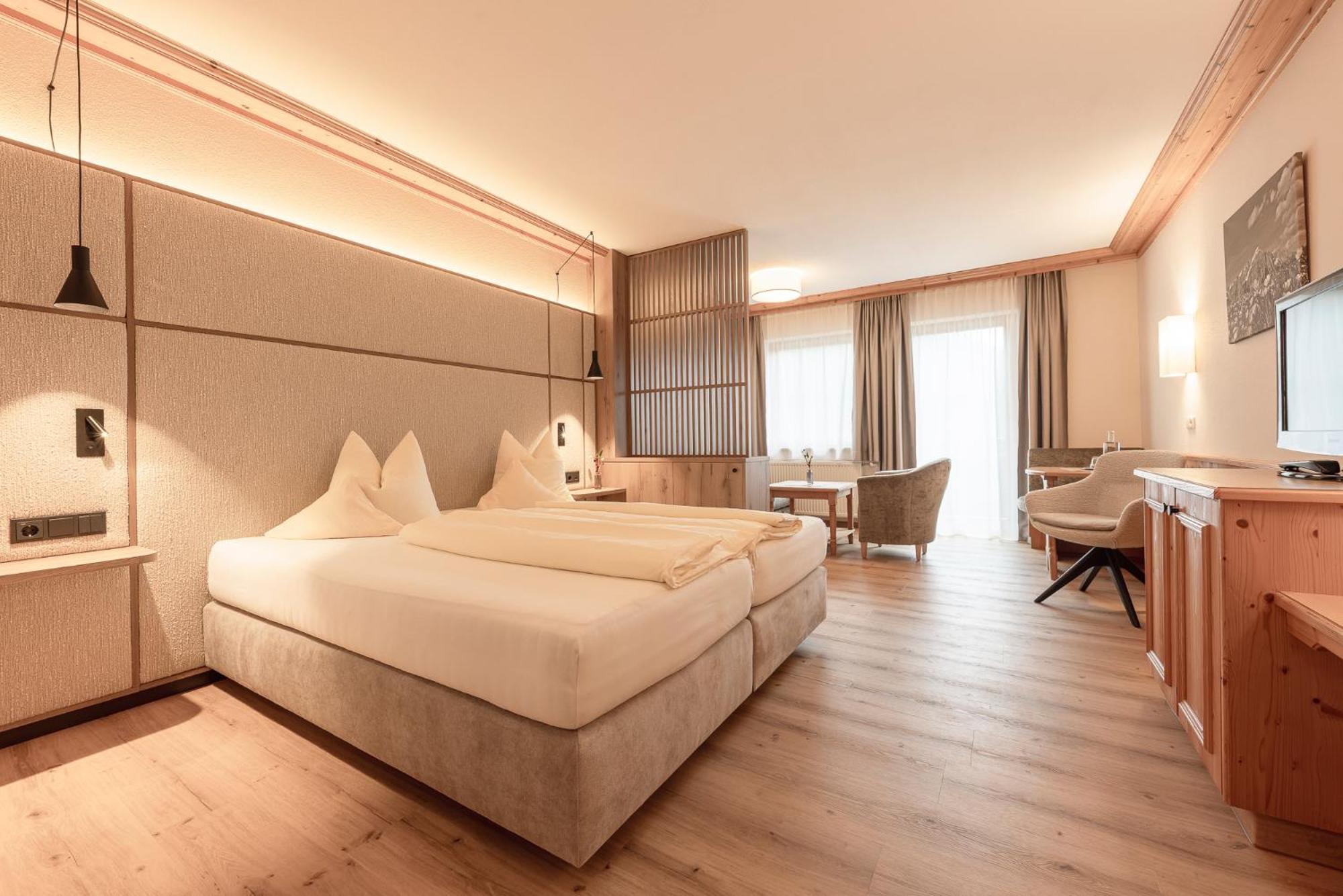 Aktiv&Vitalhotel Bergcristall Neustift im Stubaital Exteriör bild