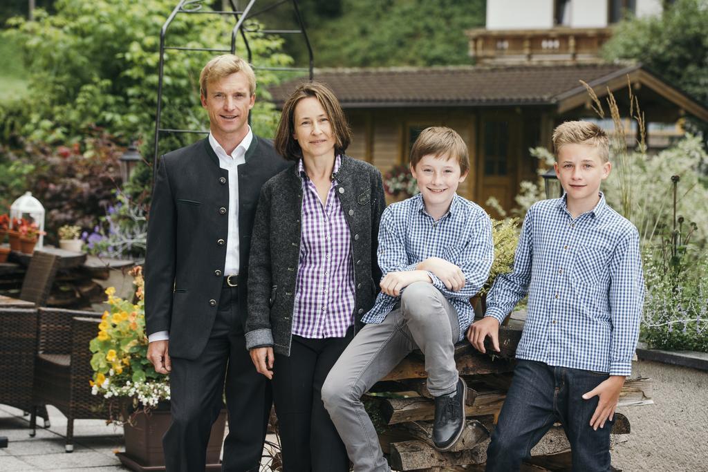 Aktiv&Vitalhotel Bergcristall Neustift im Stubaital Exteriör bild